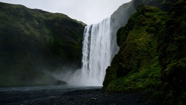 Icelandic Waterfall Cascade wallpaper in 3840x2160